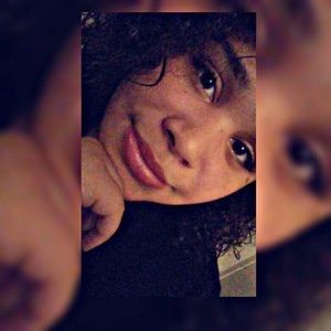 Meet your Posher, Lexi